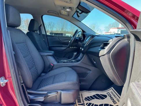 Used 2018 Chevrolet Equinox LT image 19