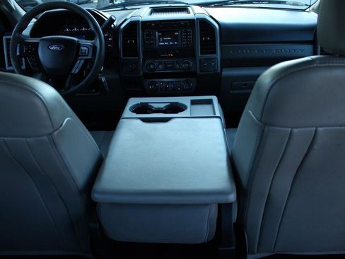 Used 2019 Ford F250 XL w/ Power Equipment Group image 14