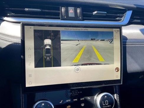 Used 2024 Jaguar F-PACE R-Dynamic S image 26