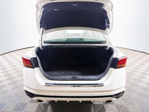 Certified 2023 Nissan Altima 2.5 SV w/ SV Premium Package FWD image 23