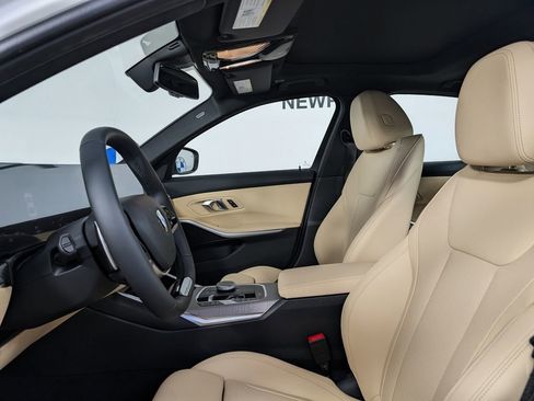 New 2026 BMW 330i xDrive Sedan w/ Convenience Package AWD/4WD image 2