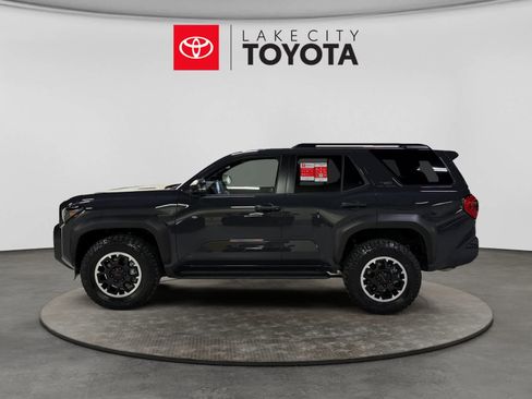 New 2026 Toyota 4Runner 4WD image 3