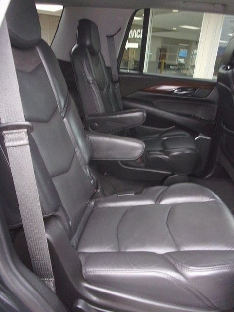 Used 2020 Cadillac Escalade Premium Luxury AWD/4WD image 40