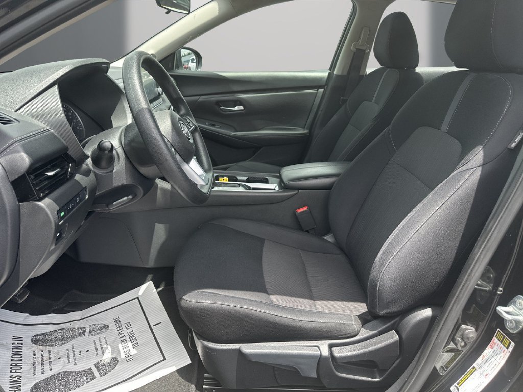 Used 2024 Nissan Sentra SV FWD image 13