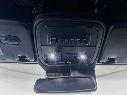 Used 2021 Ford Bronco First Edition AWD/4WD image 20