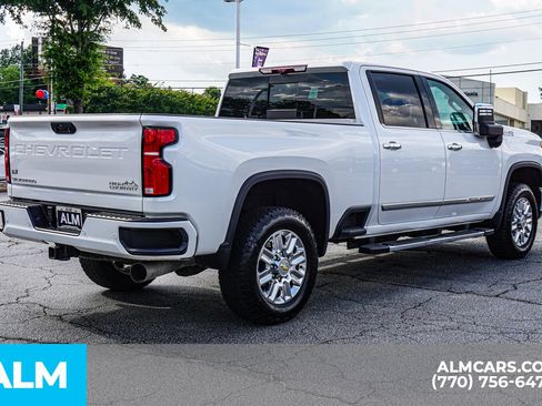 Used 2025 Chevrolet Silverado 3500 High Country w/ High Country Premium Package AWD/4WD image 7