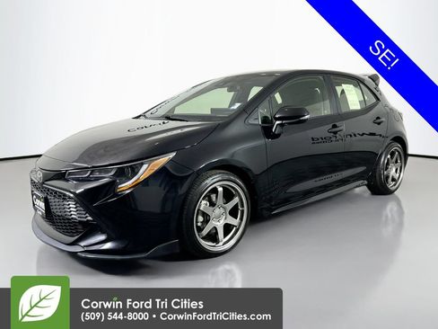 Used 2019 Toyota Corolla SE w/ Carpet Mat Package FWD image 5