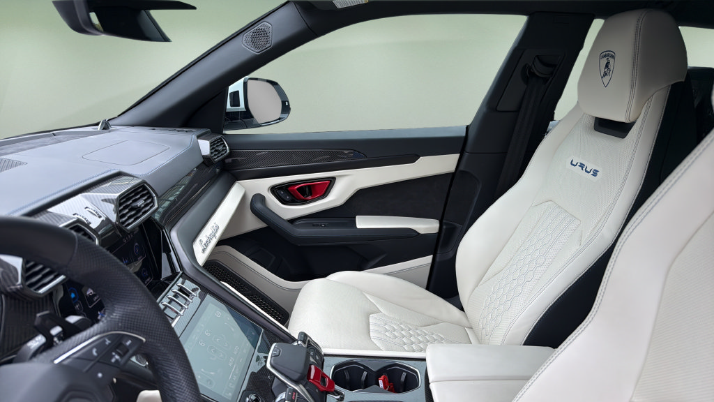 Used 2024 Lamborghini Urus S AWD/4WD image 22