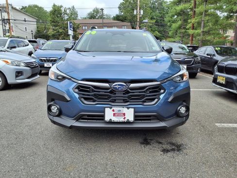 Certified 2024 Subaru Crosstrek 2.0i Premium image 2