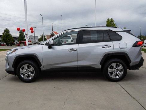 Certified 2025 Toyota RAV4 XLE AWD/4WD image 5