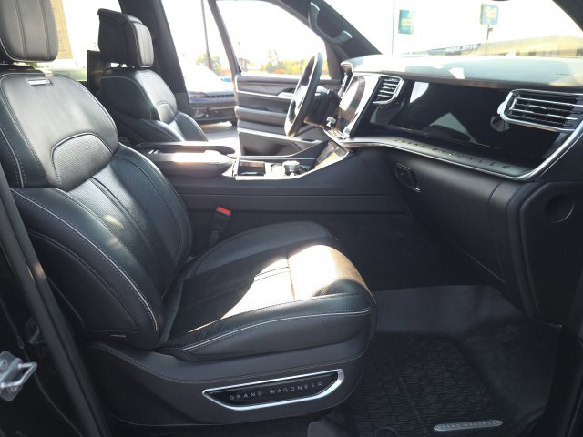 Used 2025 Jeep Grand Wagoneer Series II Obsidian w/ Quick Order Packagew 28T AWD/4WD image 42