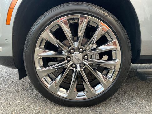 New 2026 Cadillac Escalade Platinum Luxury w/ LPO, Radiant Package image 21