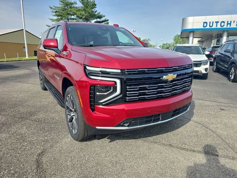 New 2026 Chevrolet Suburban High Country AWD/4WD image 7