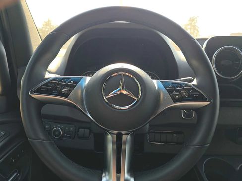 Used 2026 Mercedes-Benz Sprinter 2500 image 24