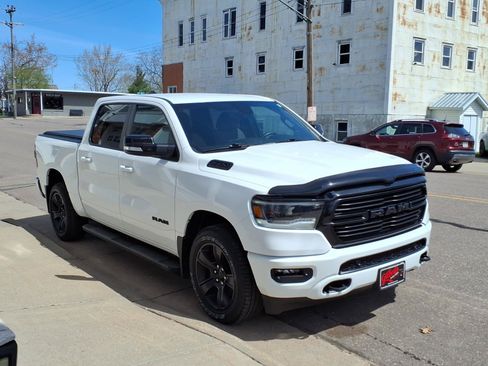 Used 2021 RAM 1500 Big Horn AWD/4WD image 4