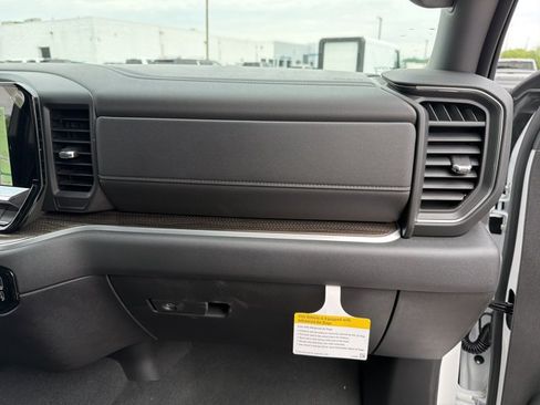 New 2026 Chevrolet Silverado 1500 LT w/ Safety Package AWD/4WD image 32