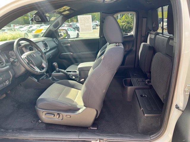 Used 2022 Toyota Tacoma TRD Off-Road w/ TRD Premium Off Road Package AWD/4WD image 26