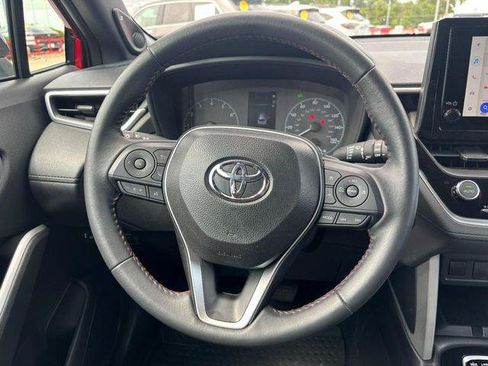 Certified 2025 Toyota Corolla Cross AWD Hybrid w/ Moonroof Package image 11