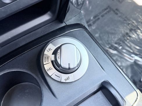 Used 2019 Toyota 4Runner Limited image 68