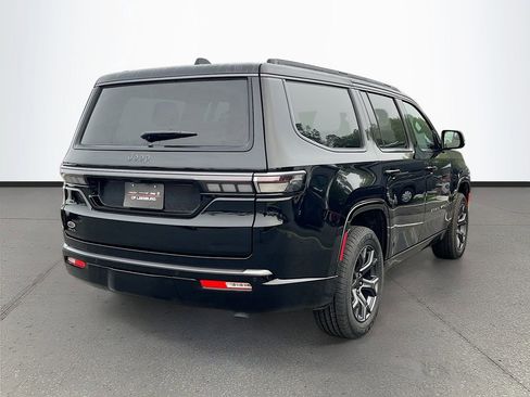 New 2026 Jeep Grand Wagoneer Limited w/ Premium Group II AWD/4WD image 7