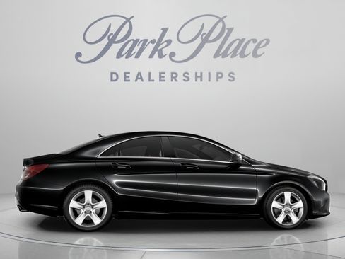 Used 2015 Mercedes-Benz CLA 250 image 24