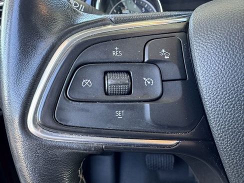 Used 2021 Buick Encore GX Select image 14