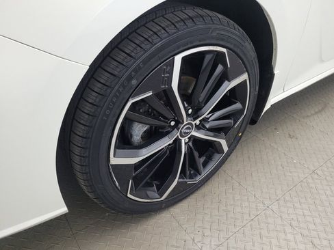 Used 2023 Nissan Altima 2.5 SR AWD/4WD image 31