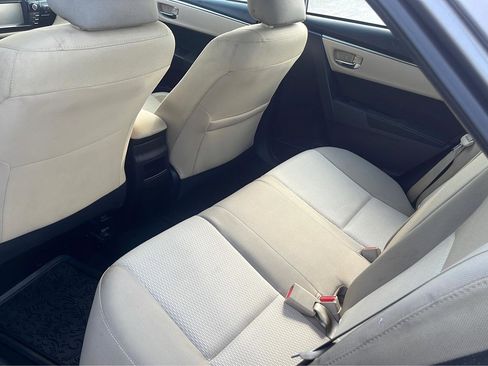 Used 2016 Toyota Corolla LE image 16