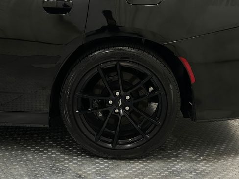 Used 2019 Dodge Charger Scat Pack w/ Daytona Edition Group RWD image 34