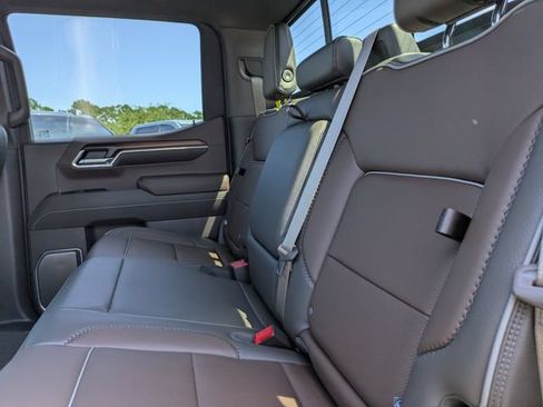 Used 2024 GMC Sierra 1500 Denali w/ Denali Reserve Package AWD/4WD image 15