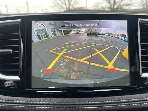 New 2026 Chrysler Pacifica Limited image 50