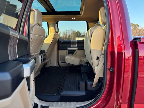 Used 2019 Ford F250 Lariat w/ Lariat Ultimate Package image 27