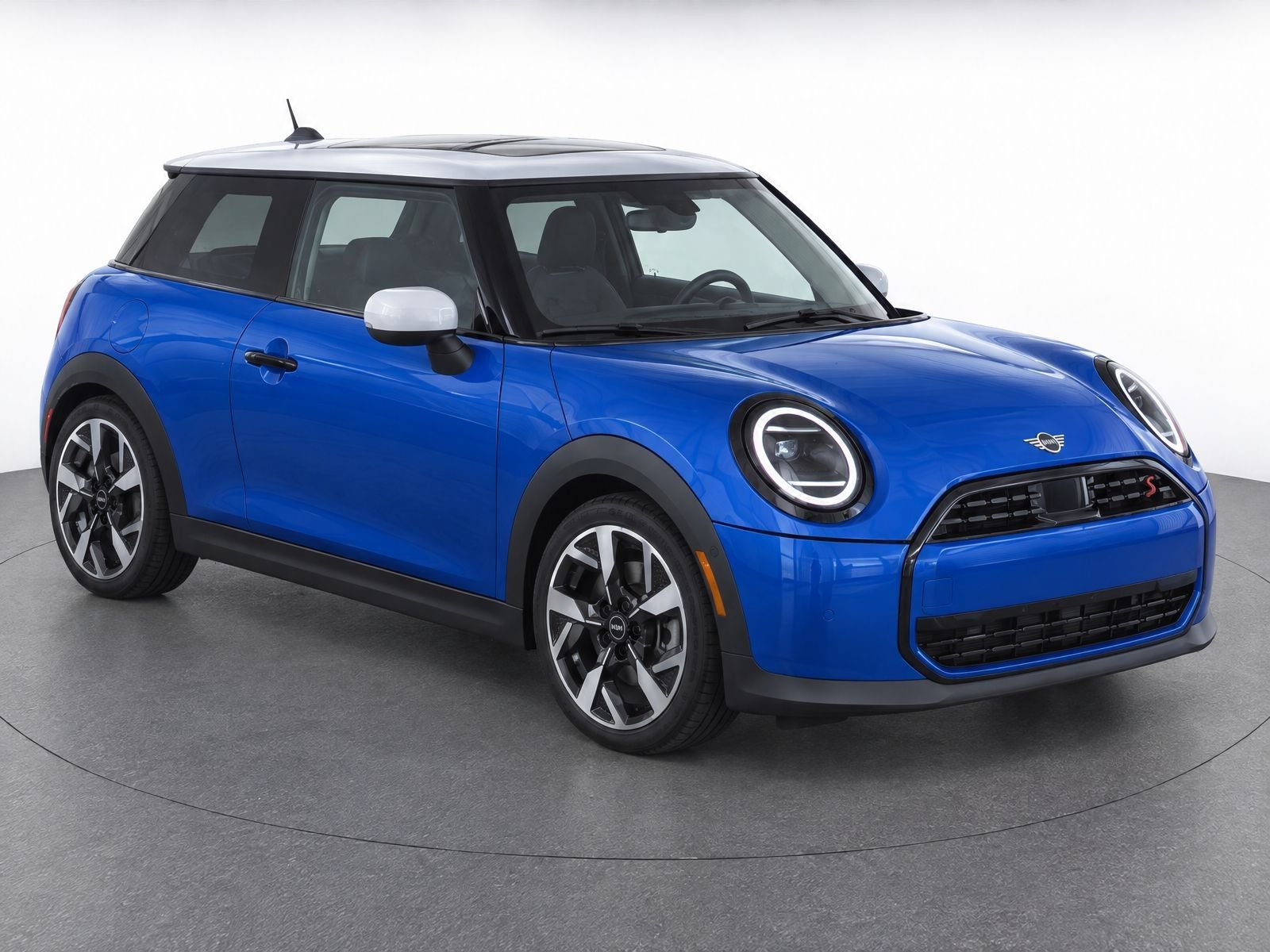 Certified 2025 MINI Cooper S FWD image 1