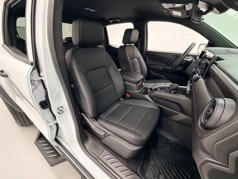 Certified 2024 Chevrolet Colorado Trail Boss image 28