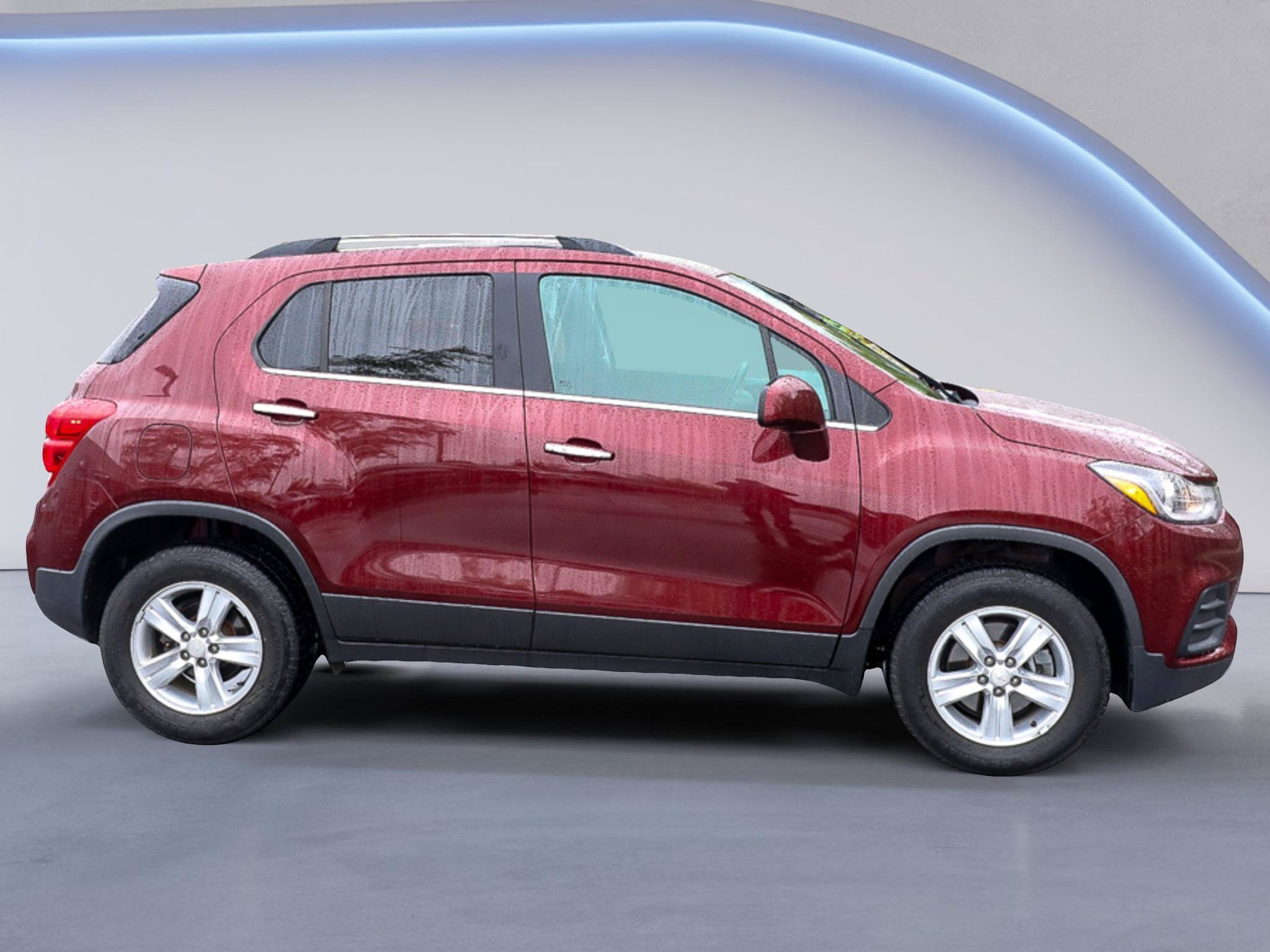 Used 2017 Chevrolet Trax LT w/ Driver Confidence Package AWD/4WD image 9