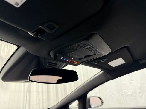 New 2026 Chevrolet Equinox EV LT AWD/4WD image 24