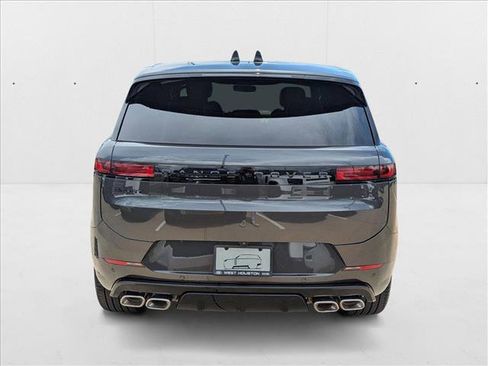 New 2025 Land Rover Range Rover Sport Dynamic SE image 8