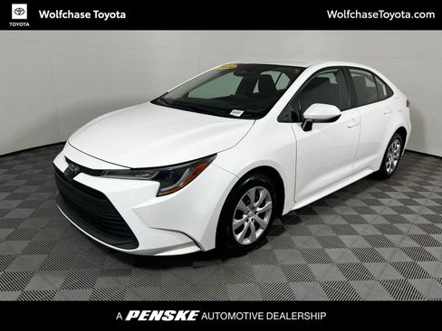 Used 2024 Toyota Corolla LE FWD image 1