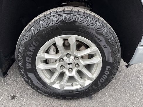 Certified 2024 Chevrolet Silverado 1500 RST image 9