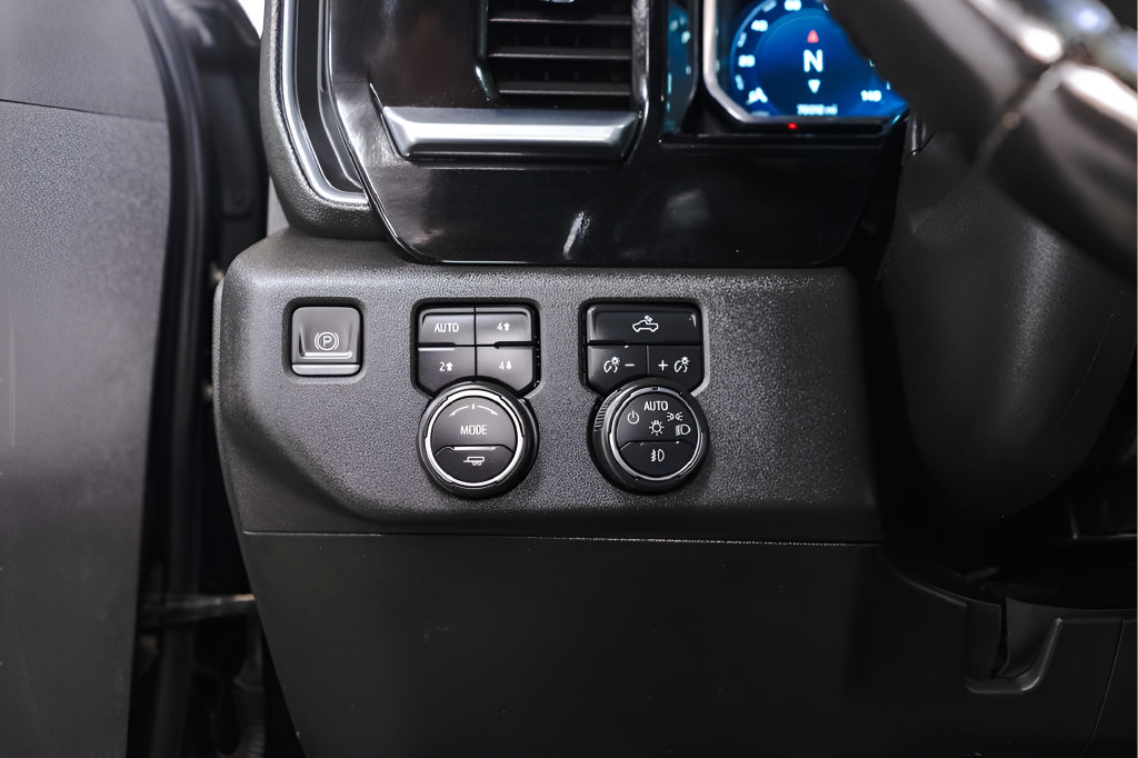 Used 2022 Chevrolet Silverado 1500 RST w/ Rally Edition AWD/4WD image 18