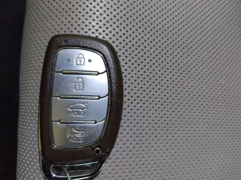 Used 2018 Hyundai Sonata Limited w/ Ultimate Package 07 image 32