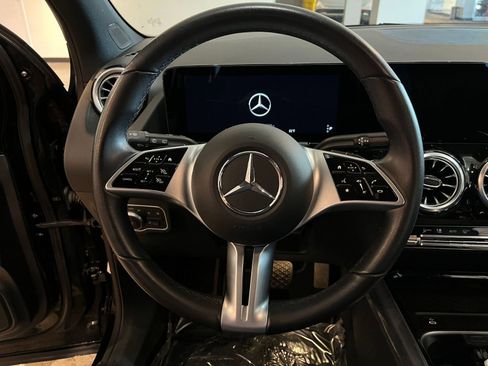 Used 2025 Mercedes-Benz GLA 250 image 29