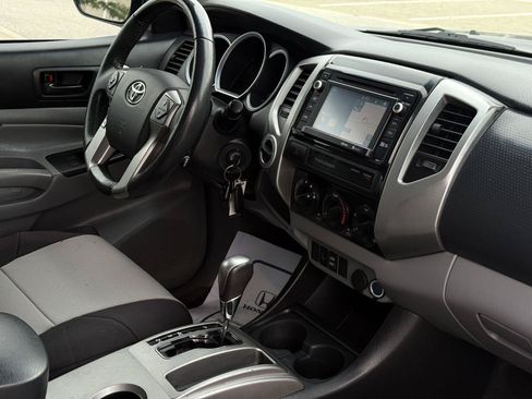 Used 2015 Toyota Tacoma 4x4 Double Cab w/ TRD Off-Road Package image 22