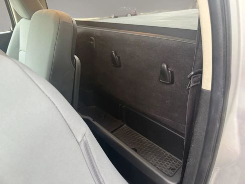 Used 2013 RAM 1500 Tradesman w/ PWR & Remote Entry Group image 30