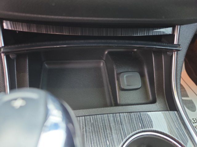 Used 2019 Chevrolet Impala LT FWD image 20