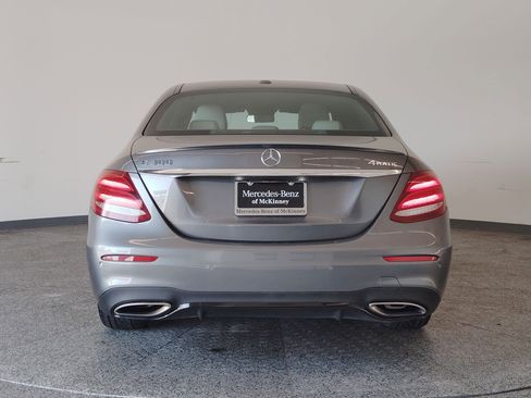 Used 2018 Mercedes-Benz E 300 4MATIC image 30