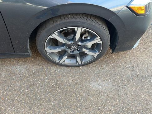 Used 2025 Honda Civic Sport image 13