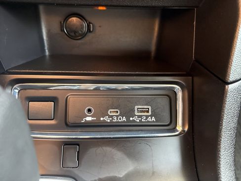 Certified 2024 Subaru Ascent Premium w/ Convenience Package image 36