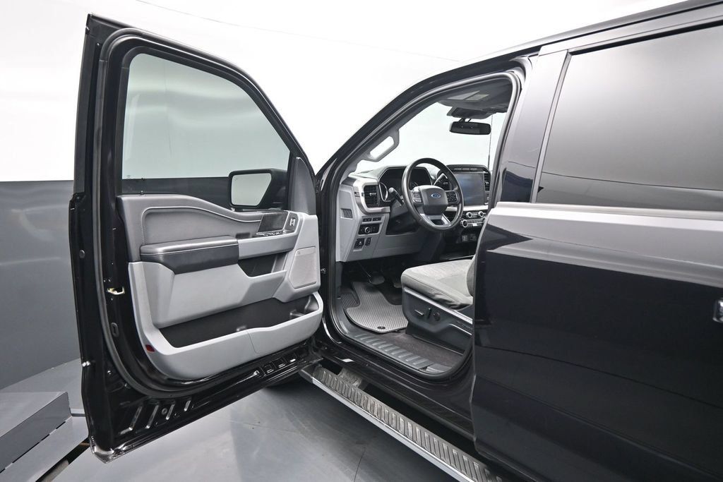 Used 2023 Ford F150 XLT w/ Equipment Group 302A High RWD image 9