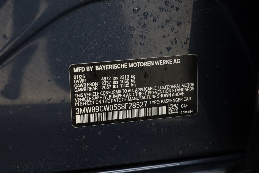 Used 2025 BMW 330i xDrive Sedan AWD/4WD image 25